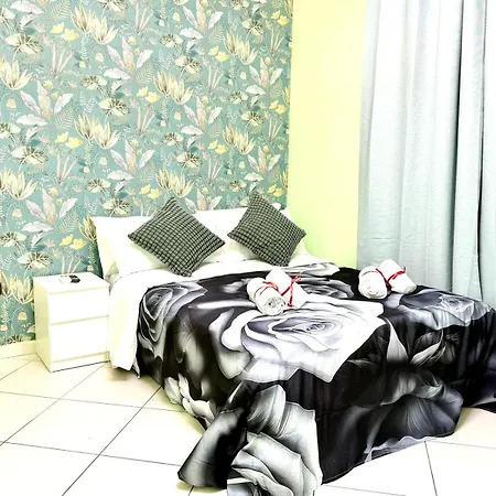 Colosseum Star Guest house *