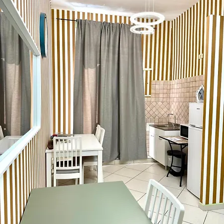 Colosseum Star Guest house *