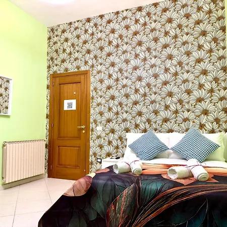 Colosseum Star Guest house *